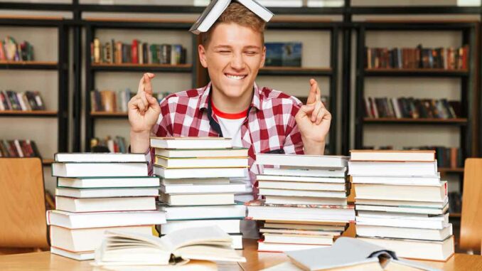 lotto-buecher Lotto spieler mit Büchern